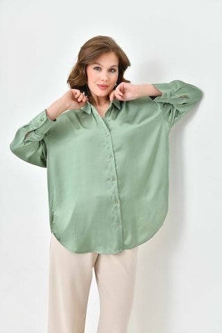 Pera Moda Kadın Salaş Oversize Kesim İpek Saten Gömlek Çağla