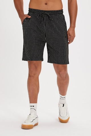 Bad Bear Homer Erkek Şort 24.01.18.001 Siyah 001