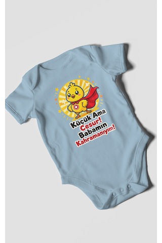 Morivokids Küçük Ama Cesur Babamın Kahramanıyım Kısa Kollu Bebek Body %100 Pamuk Bebe Mavisi