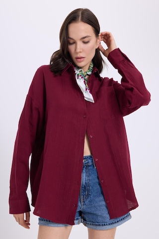 Tudors Kadın Oversize Geniş Kesim %100 Pamuk Müslin Kumaş Uzun Kollu Cepli Dokulu Bordo Gömlek-36982 Bordo