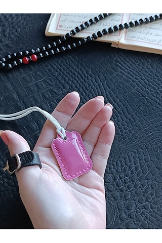 Küçük Dörtgen Cevşen Dualı Kolye Muska Hakiki Deri El Yapımı Xs P Çok renkli 22083021