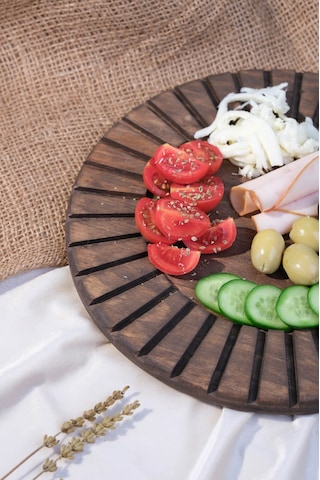 Fam Wood Art Büyük Boy Ahşap Çizgili Sunumluk , Supla , Peynir Tabağı , Kek Pasta Standı %100 Çam Kahverengi