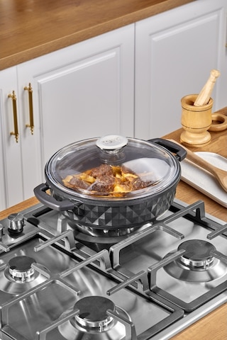 Taç Bella Tencere Cam Kapak Döküm Basık Tencere 26 Cm Siyah