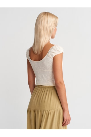 Dilvin 31848 Fiyonk Detaylı Dantel Top-ekru Ekru