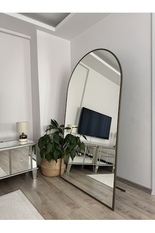 Effe Pirinç Eskitme Metal Çerçeveli 180x100 Cm Oval Ayaklı Boy Aynası