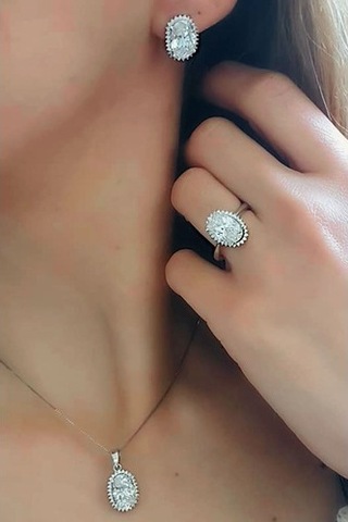 Sky Diamond Taşlı Oval Kesim Gümüş Lüks Set Takım-16