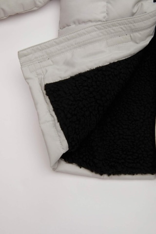 Defacto Erkek Bebek Su İtici Ribana Kollu Kapüşonlu Mont C7760A524WNGR503 Gri