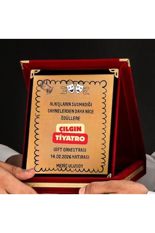 Kişiye Özel Tiyatro Plaketi Sahne Sanatları Hatıra Ödülü Kadife Kutulu