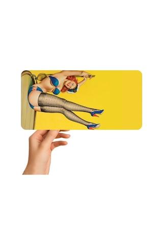 Vintage Pin-up Kızı Metal Tabela - Dekoratif Retro Duvar Levhası