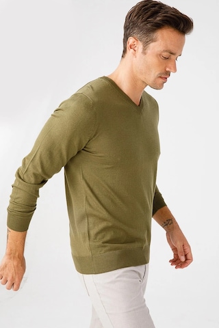 Desen Triko Erkek Basic V Yaka İnce Triko Kazak 02421602 Haki Haki