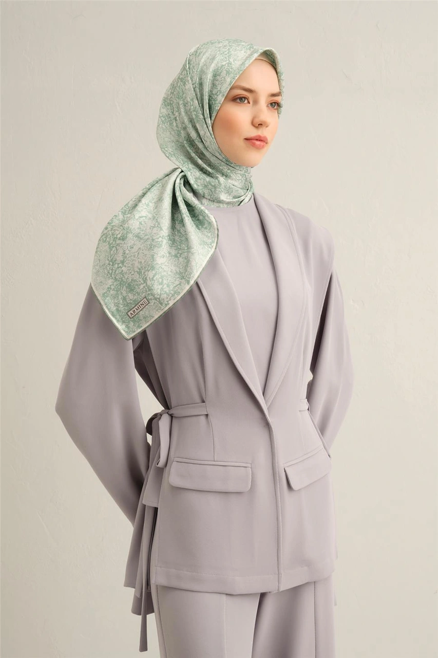 Armine Soyut Desenli Saf İpek Sura Eşarp 9311d 85 Yeşil