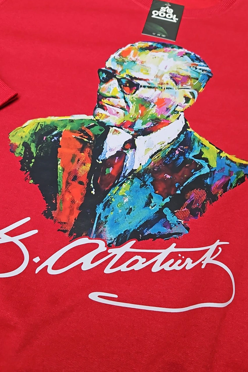 Karizma Gözlüklü Gazi Mustafa Kemal Atatürk Portresi Ata Baskılı Kırmızı Sweatshirt Kırmızı
