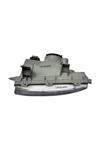 Leoparts Mitsuishi Fuso Canter Far Lambası Sol 2012-2020 Mk581217