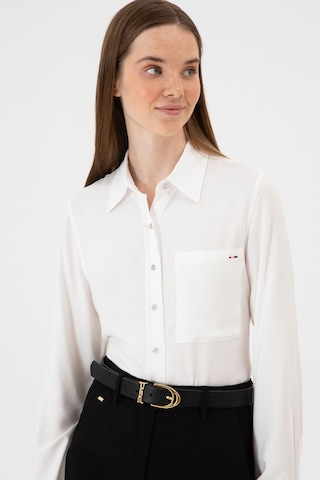 U.s. Polo Assn. Kadın Beyaz Gömlek Desenli 50316412-vr013 Beyaz