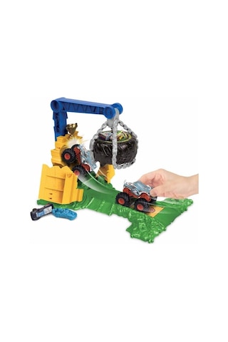 Hot Wheels Monster Trucks Arenada Rhinomite Mücadelesi Oyun Seti Htp18