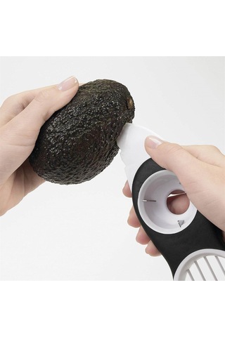 Oxo 1143380 Avokado Dilimleyici Beyaz - Siyah