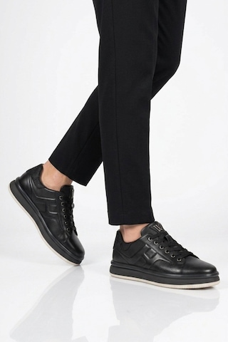 Voyager Siyah Hakiki Deri Erkek Casual Sneaker Memory Taban Premium Casual Ayakkabı M030 M