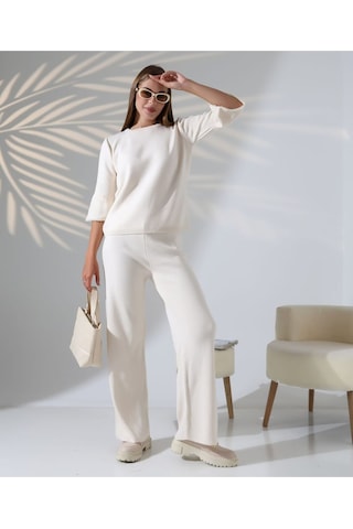 İnci Volanlı Kol Detaylı Triko Takım Taş