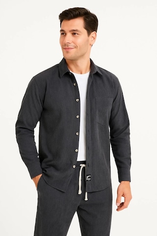 Erkek Kadife Oversize Takım - Gömlek Ve Pantolon İkili Set Füme Corduroy Şıklığı, Rahat Ve Zarif Duruş Yumuşak Dokulu Kadife Kumaş, Düğmeli Gömlek Üst Ve Lastikli Pantolon Alt Parça İle Gün Boyu Konfor- Füme Çok Renkli