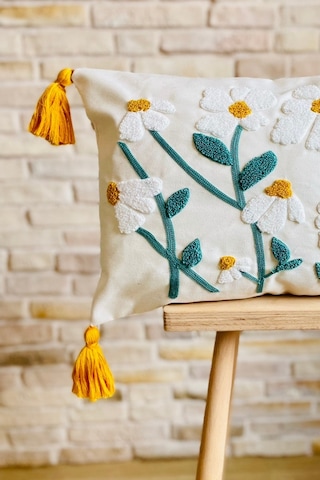 Swita Home Punch İşlemeli Tekli Dekoratif Papatya Desen Kırlent Kılıfı Panç Beyaz