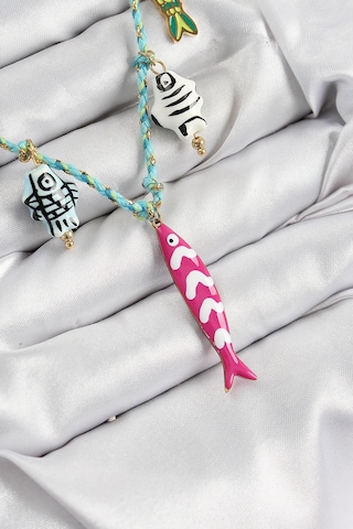 Seramik Motifli Pembe Balık Figürlü Model Mavi İp Kadın Kolye Çok Renkli