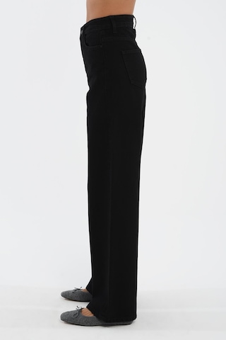 Cross Jeans Weslie Yüksek Bel Fermuarlı Wideleg Fit Jean Kadın Pantolon - Siyah  C 4530-076 Siyah