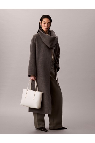 Calvin Klein Kadın El Çantası Lv04f3267g2xb Krem