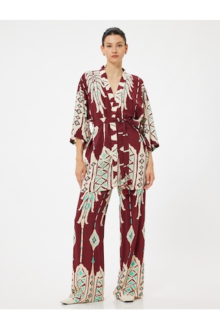 Koton Koton X Melis Ağazat - Viskon Uzun Kimono Geniş Kollu Kuşak Detaylı Floral Etnik Desenli Kahverengi Desenli 4sak50036ew Kahverengi
