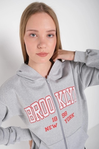 Tarzsokak Kadın Gri Brooklyn Baskılı Oversize Hırka Brooklynhırka