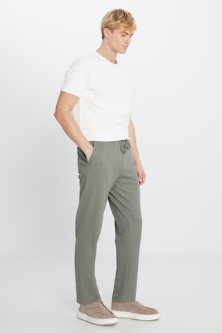 AC&Co / Altınyıldız Classics Erkek Hakı Pamuklu Standart Fit Normal Kesim Beli Lastikli Diagonal Desenli Örme Pantolon Haki