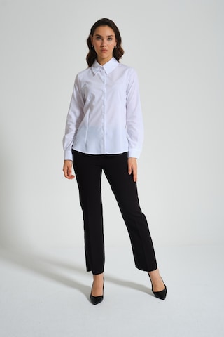 Mizalle Basic Poplin Beyaz Gömlek Beyaz