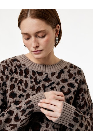 Koton Uzun Kollu Geniş Yuvarlak Yaka Leopar Desenli Oversize Triko Kazak Leopar Desenli 6wak90602ht Leopar Desenli