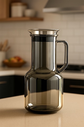 Isıya Dayanıklı Cam Sürahi 1.8 Litre Füme Renk, Borosilikat, Süzgeçli Kapaklı