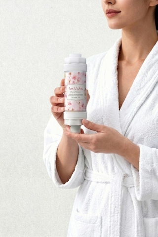 Cherry Blossom C Vitaminli Aromatik Duş Filtresi - Saç Dökülme Karşıtı, Cilt Besleyici Klor Ve Kireç Arıtıcı Duş Filtresi 150gr Saydam