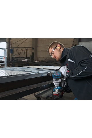 Bosch GSR 18V-28 Pofessional 2x5.0 Ah Akülü Delme Vidalama Makinesi + L-Boxx - 06019H4101