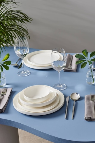 Karaca Stream Bone Saturn 24 Parça 6 Kişilik Yemek Takımı Beyaz