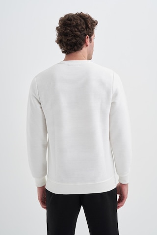 Cazador 50460 Erkek Bisiklet Yaka Sweatshirt Ekru