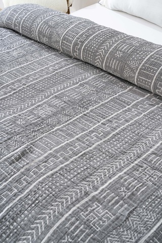 Etno Antrasit Çift Kişilik %100 Pamuklu Müslin Pike & Yatak Örtüsü Antrasit