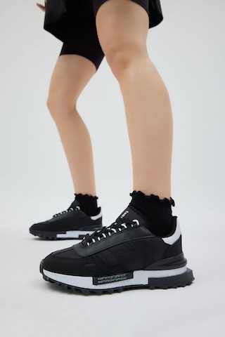 Tonny Black Kalın Termo Taban Yazı Detaylı Retro Stil Günlük Unisex Siyah Beyaz Spor Ayakkabı Tbhkn005 Siyah Beyaz