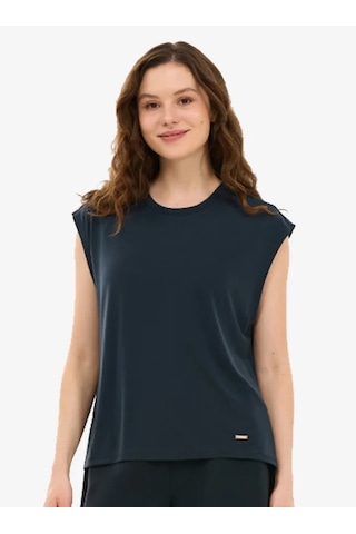 Skechers S2610047-3817 W Soft Touch Loose Fit Kadın T-shirt Siyah