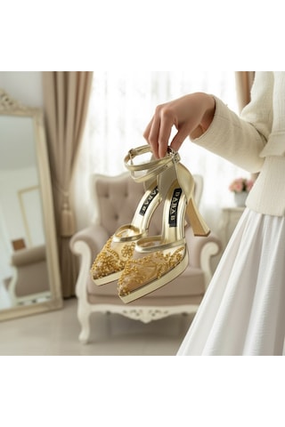 Dabab Shoes Pearly Gold Kadın Platformlu 11cm Topuklu İncili Bilekten Bantlı Abiye Gelin Düğün Ayakkabısı Altın