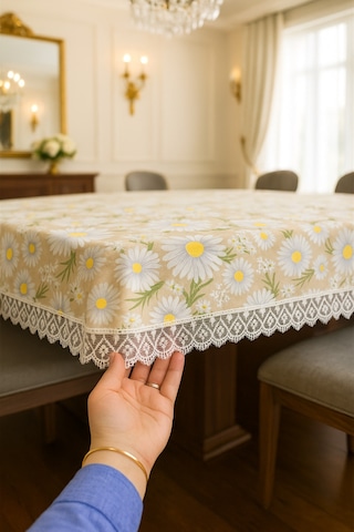 Lüks Papatya Masa Örtüsü - Dantel Süslemeli Modern Tasarım Leke Tutmaz Su Geçirmez Çok Renkli