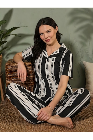Kadın Kısa Kollu Desenli Pijama Takım Siyah