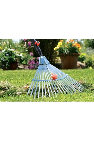 Gardena 3103 C/s Ayarlı Tel Çim Tırmığı