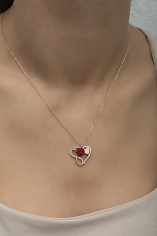 Nereze 925 Ayar Gümüş Kalp Sonsuzluk Model Kırmızı Gül Kolye