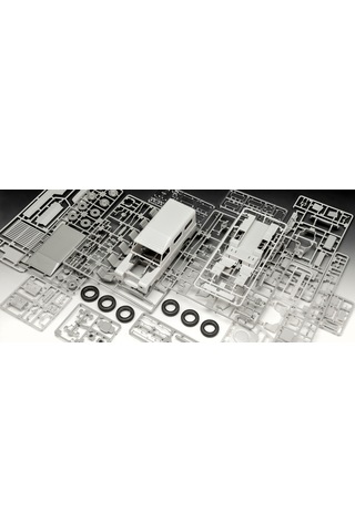 Revell Model Set Car 67056 Land Rover Serıes Iıı Lwb