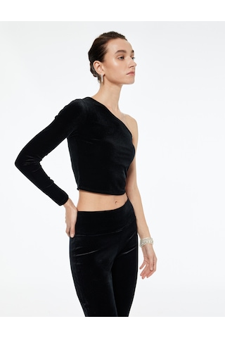 Koton Slim Fit Asimetrik Yaka Uzun Kollu Crop Tek Omuz Kadife Bluz Siyah 6wak50056ek Siyah