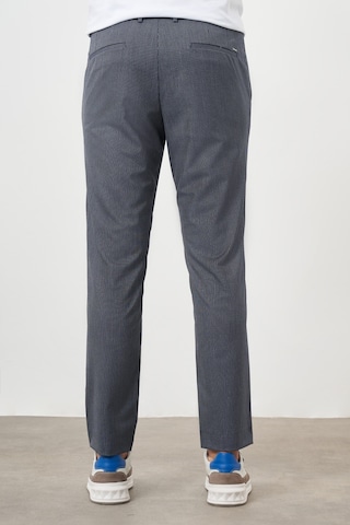 Morven Erkek Lacivert Poliviskon Trend Pileli Slim Fit Spor Pantolon Lacivert