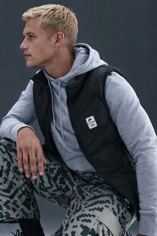 Nike Air Max Storm Fit Men's Windrunner Gi Black Waistcoat Spor Yelek Siyah