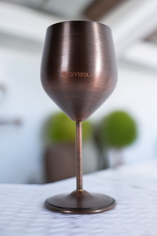 Cuvesta Modern El Yapımı Bakır Oksit Renk Kokteyl Bardak 20x8cm Siyah